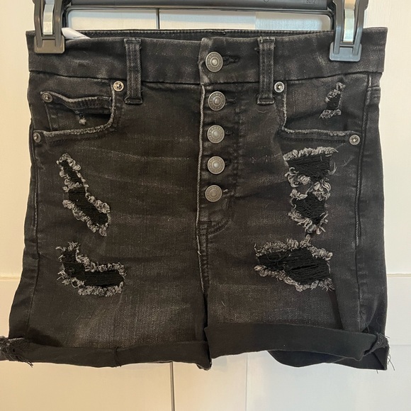 Distressed black jean shorts - Picture 1 of 7